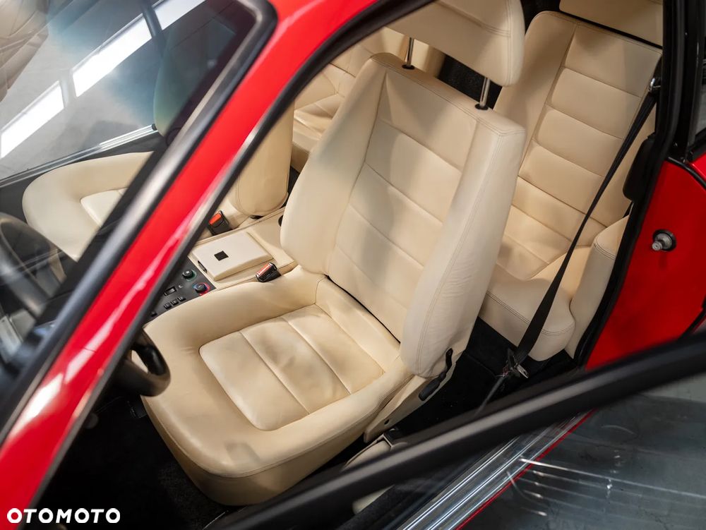 Ferrari Mondial - 24