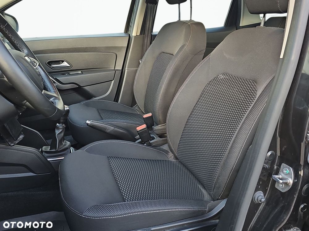Dacia Duster 1.3 TCe FAP Comfort 4WD - 17