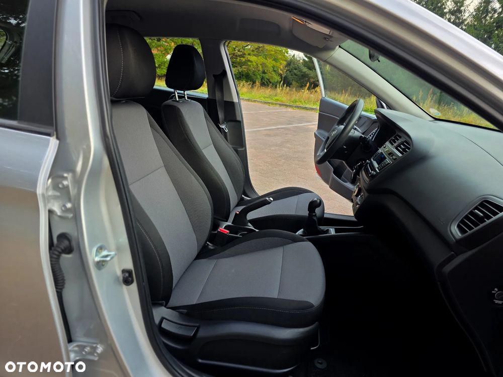 Hyundai i20 1.2 BlueDrive Classic - 17