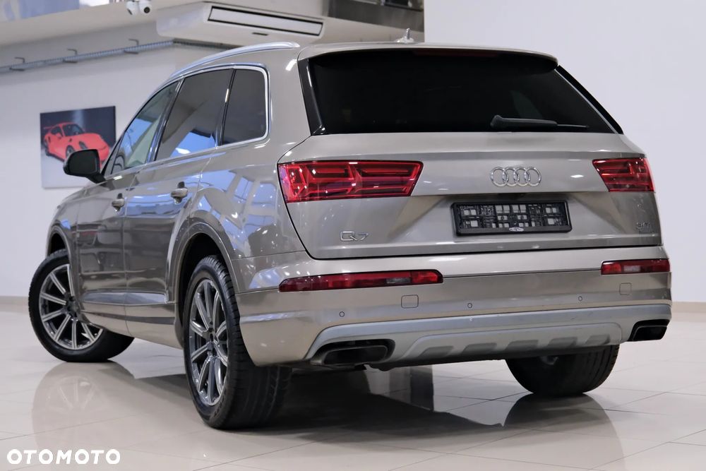 Audi Q7 - 19