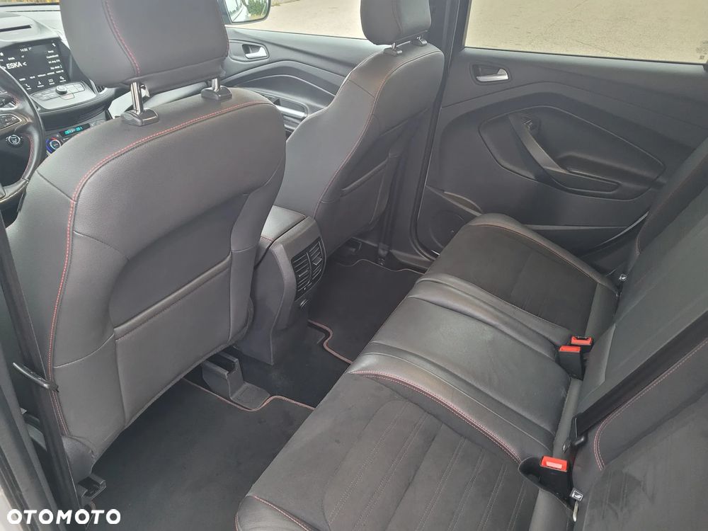 Ford Kuga - 21