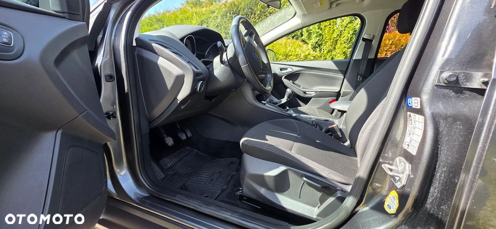 Ford Focus 1.6 Trend - 8