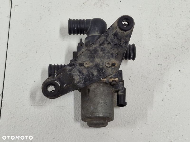BMW E65 E66 ELEKTROZAWÓR POMPKA WODY WEBASTO 6906381 - 5
