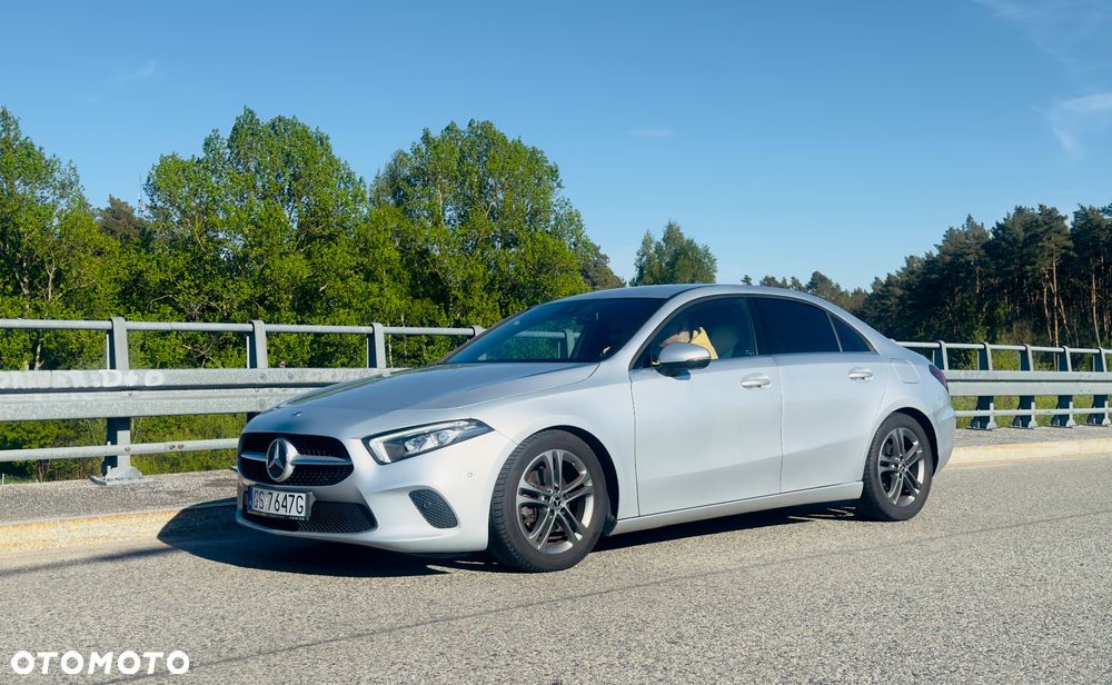 Mercedes-Benz Klasa A 180 7G-DCT - 2