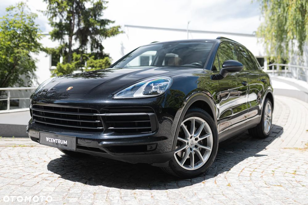 Porsche Cayenne Standard - 2