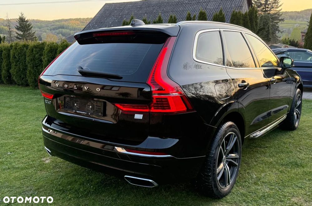 Volvo XC 60 T6 Plug-In Hybrid AWD Ultra Black Edition - 10