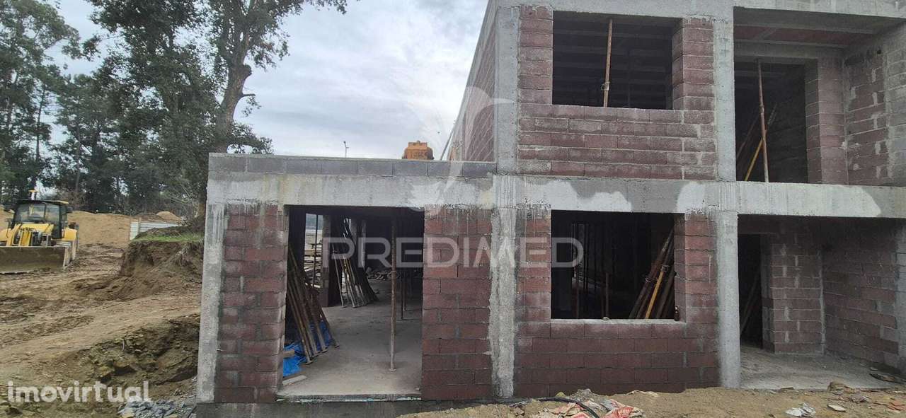 Moradia Unifamiliar T3 - Soutelo, Vila Verde - Grande imagem: 2/19