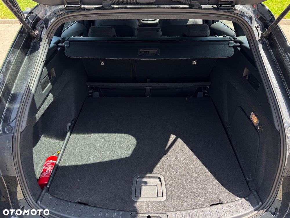 Toyota Corolla - 12