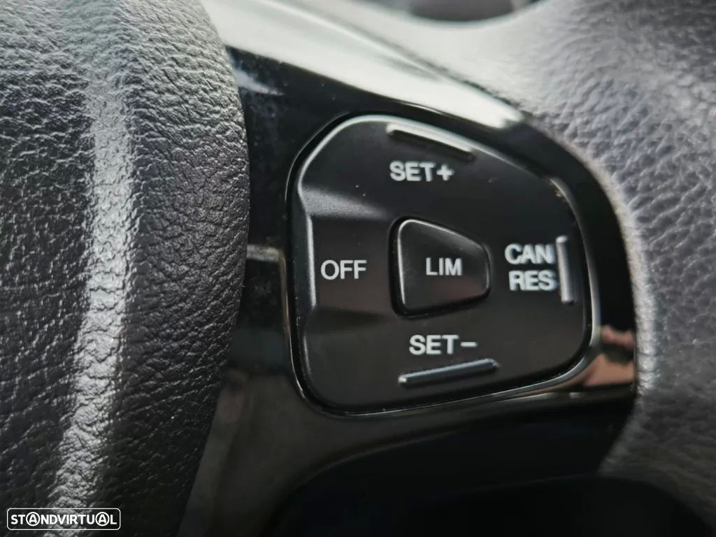 Ford KA+ 1.2 Ti-VCT White & Black Edition - 31