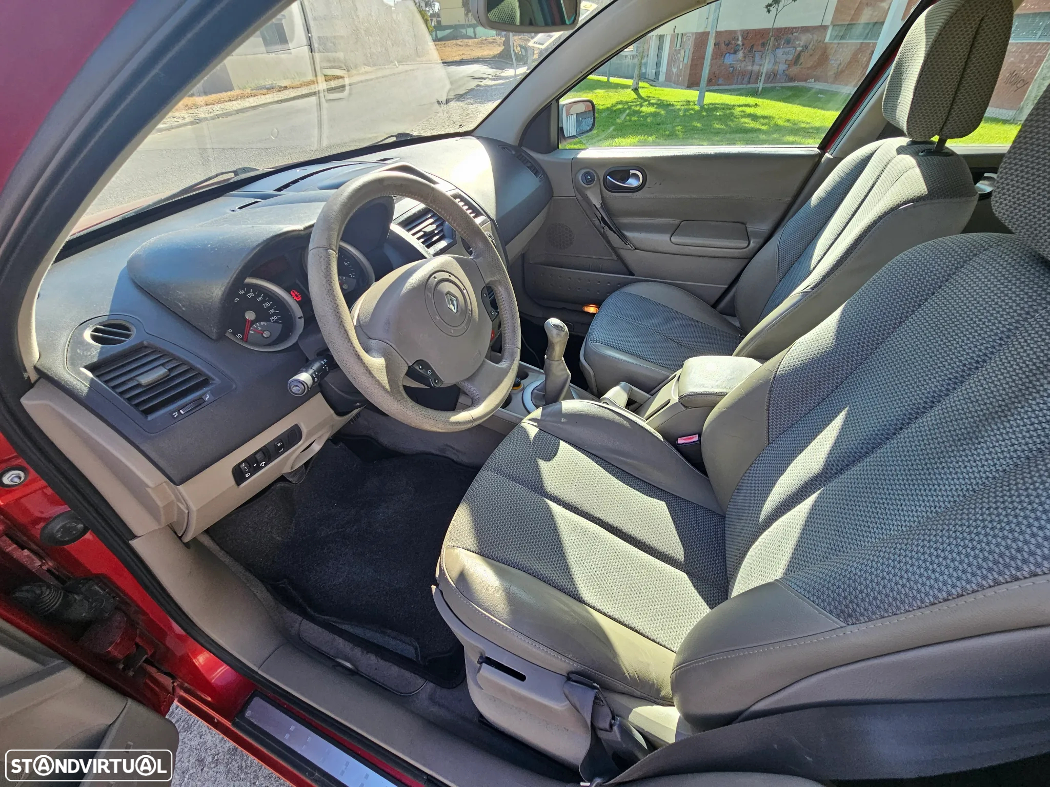 Renault Mégane 1.6 Confort Dynamique - 7