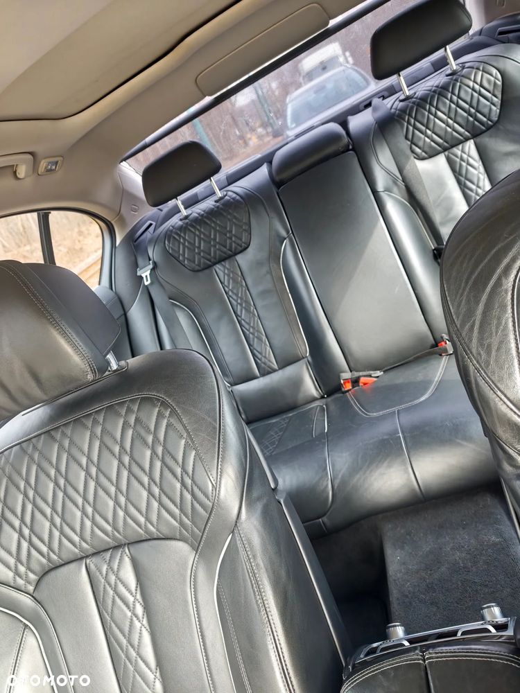 BMW Seria 7 750Li xDrive - 30