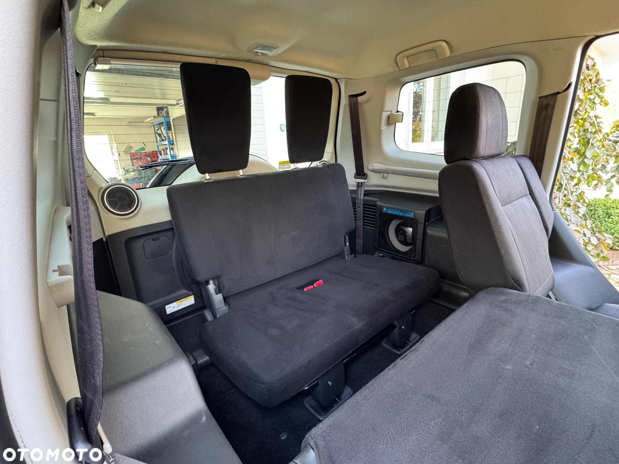 Mitsubishi Pajero - 25
