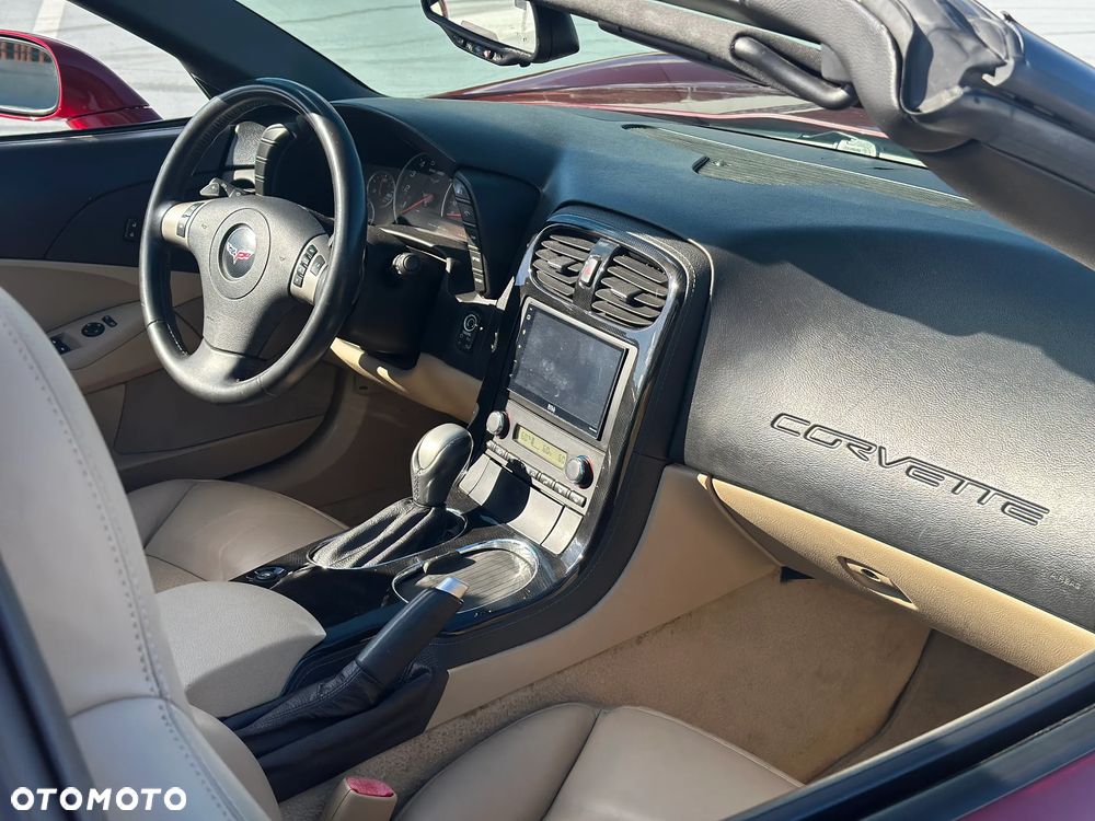 Chevrolet Corvette - 9