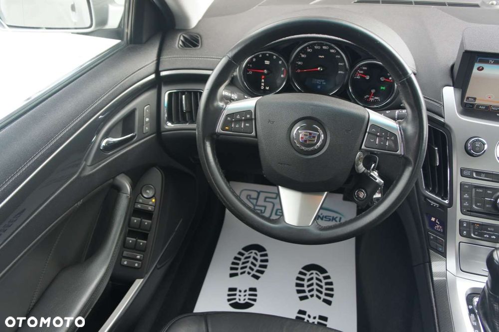 Cadillac CTS - 11