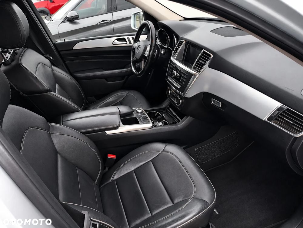 Mercedes-Benz ML 350 BlueTEC 4MATIC 7G-TRONIC Edition 1 - 5