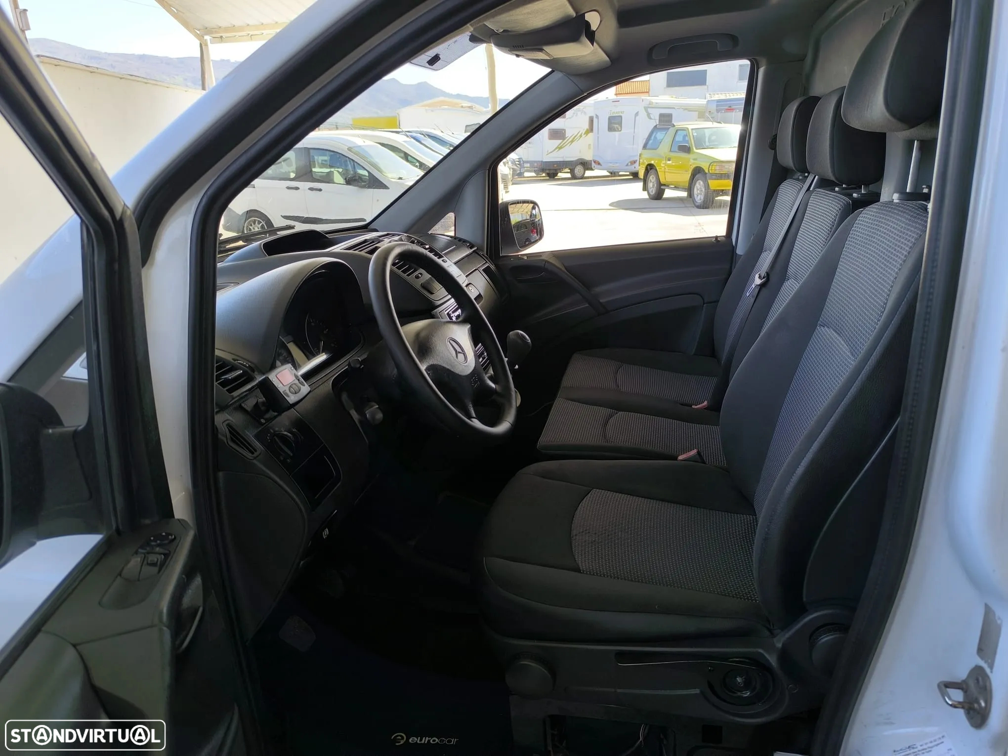 Mercedes-Benz Vito 113 CDI c/Caixa Frigorifica - 9