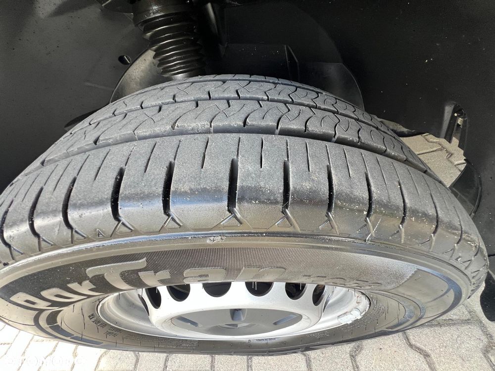 Mercedes-Benz SPRINTER 319 CDI 3,0 V6 AUTOMAT KONTENER CHŁODNIA MITSUBISHI WINDA - 26