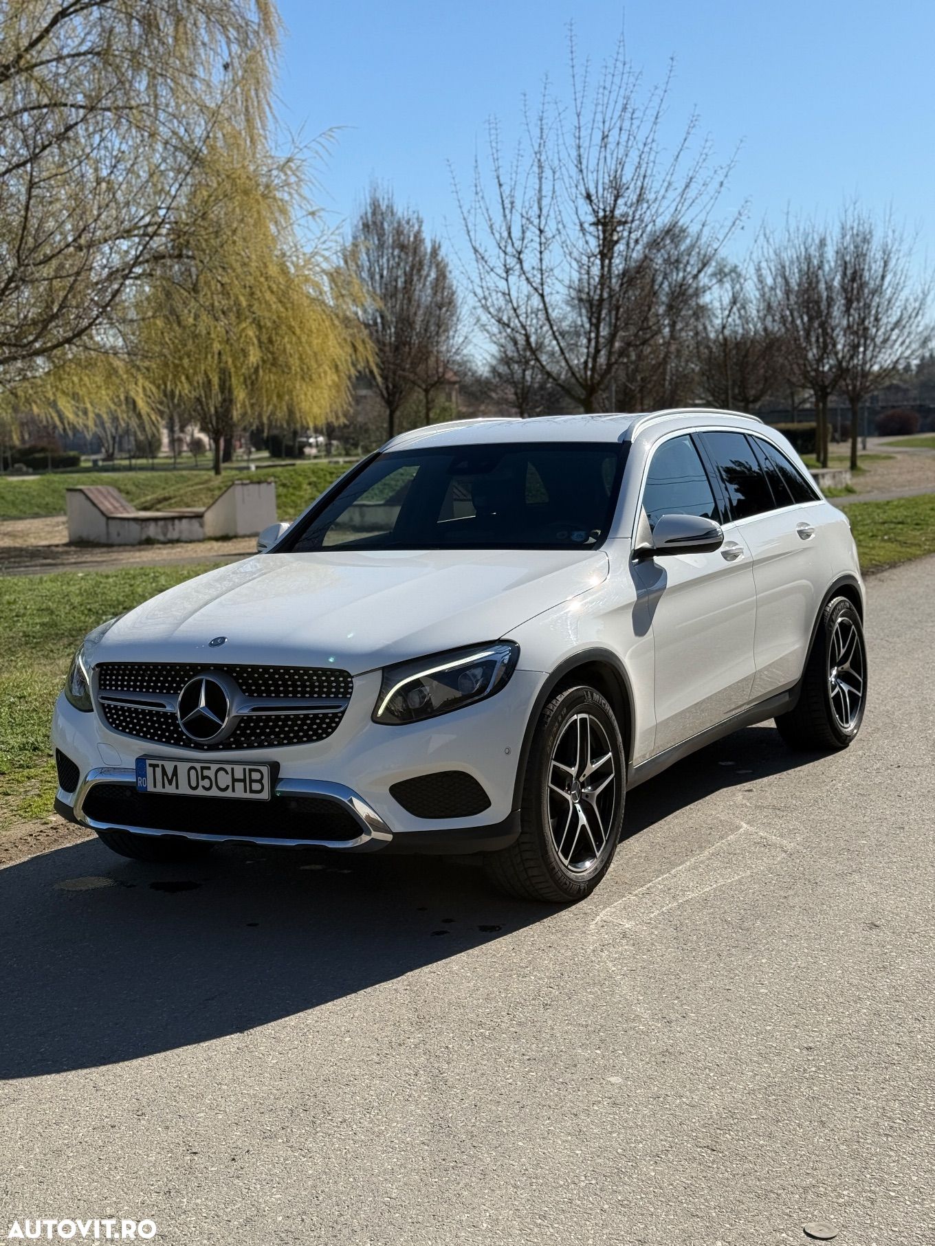 Mercedes-Benz GLC 220 d 4MATIC - 1
