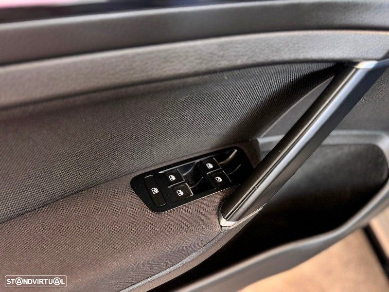 VW Golf 2.0 TSi GTi DSG Performance - 17