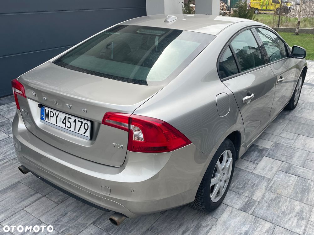 Volvo S60 T3 Drive-E Kinetic - 13