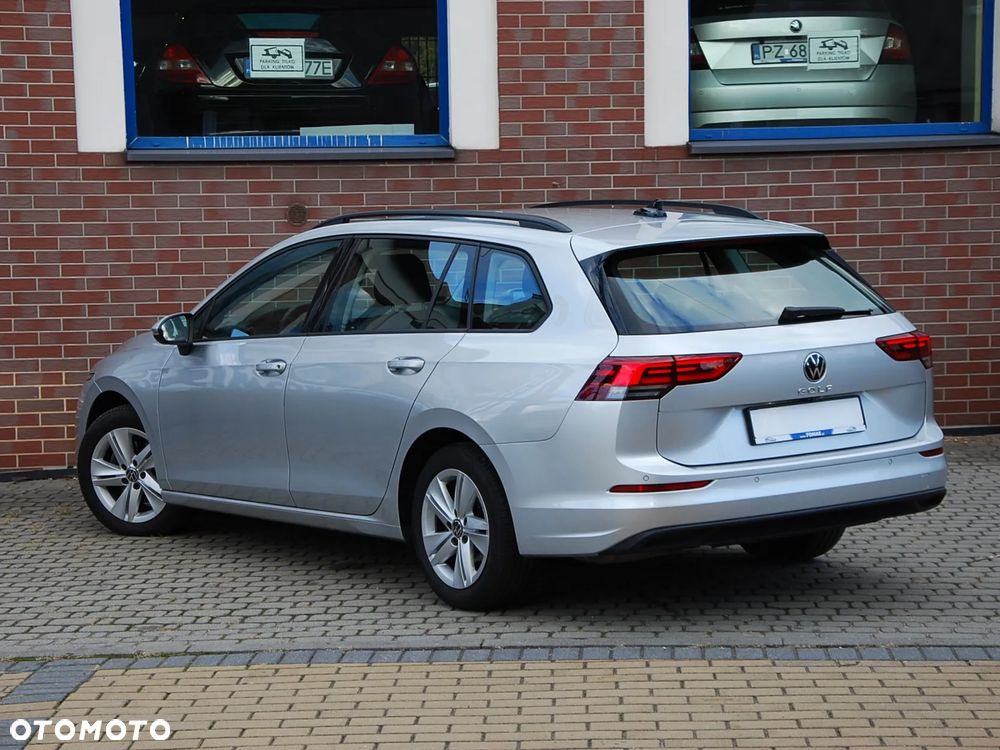 Volkswagen Golf - 5