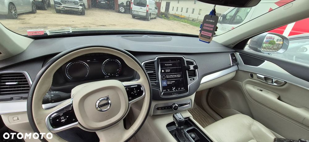 Volvo XC 90 T6 AWD Geartronic Momentum - 4