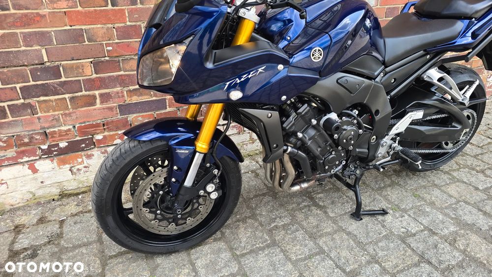 Yamaha FZ - 4