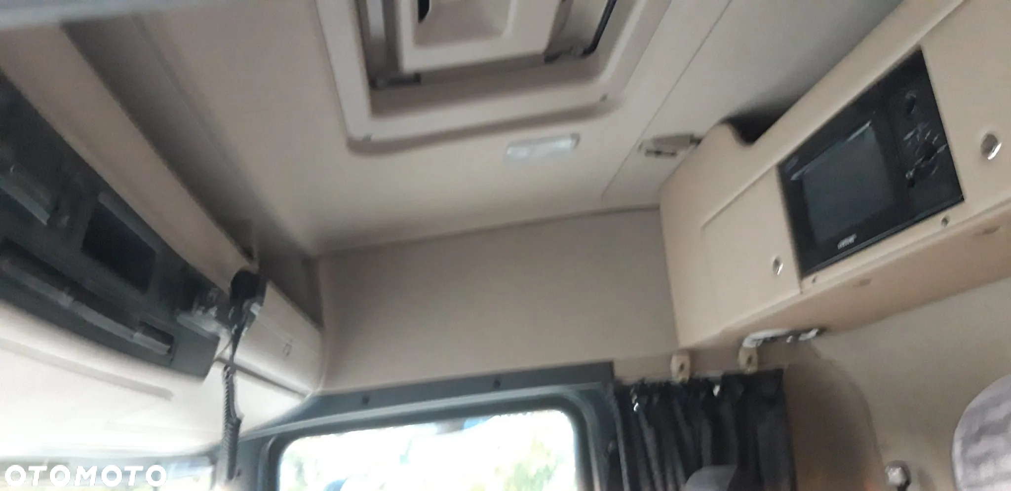 Scania R420 ze sprzęgłem Euro5 z Adblu Super stan tylko748 tyś km kabina sypialna - 16