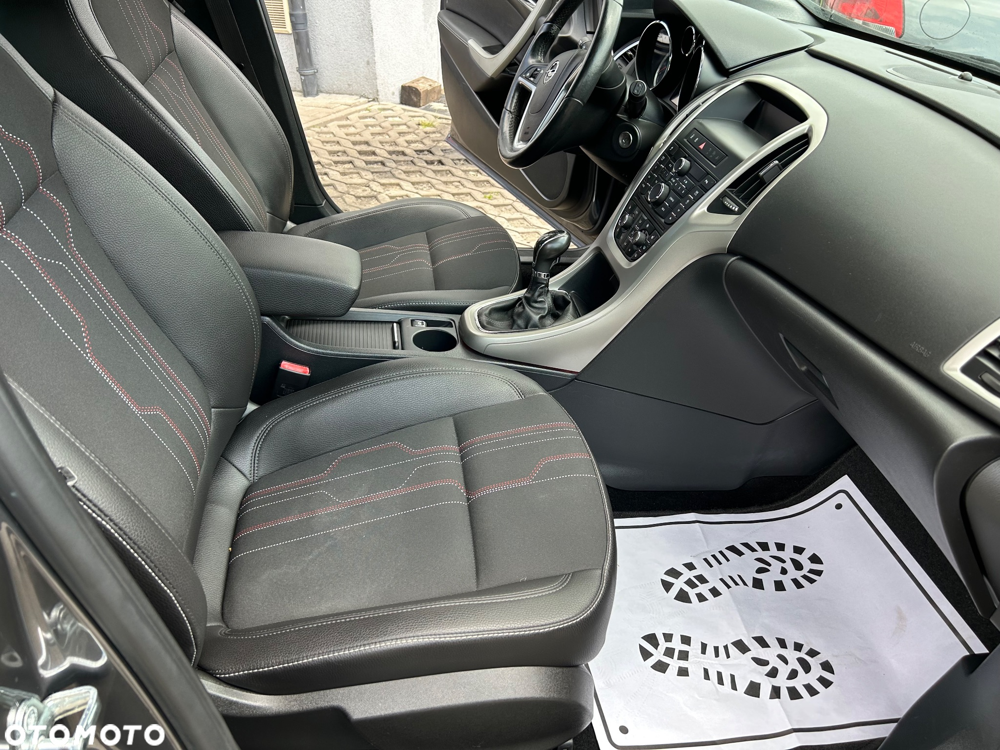 Opel Astra 1.4 Turbo Design Edition - 13