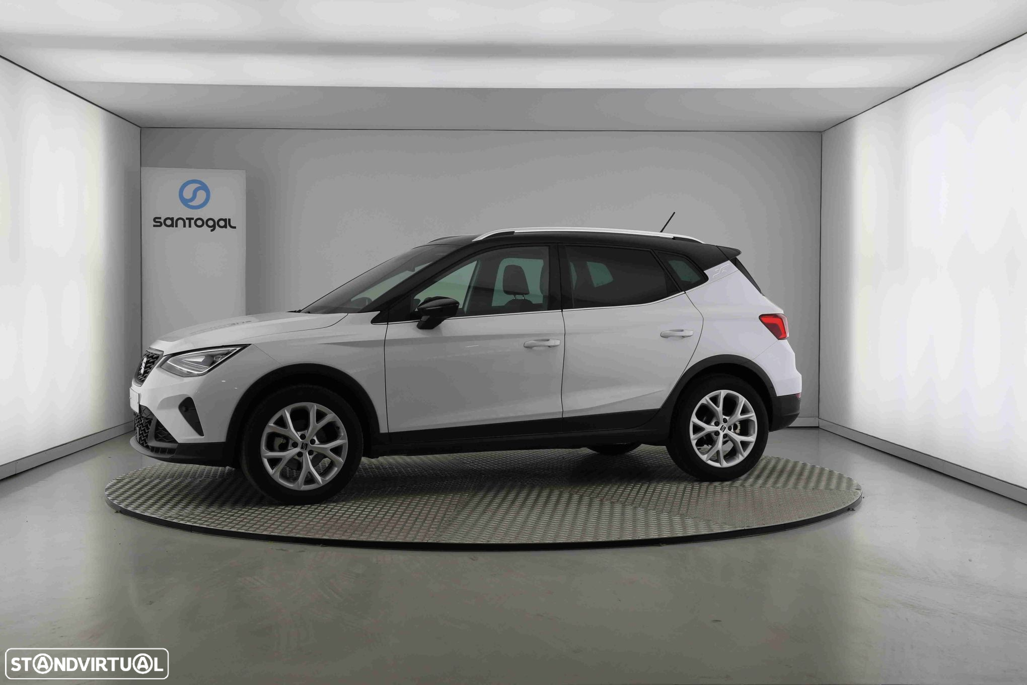 SEAT Arona 1.0 TSI FR - 6