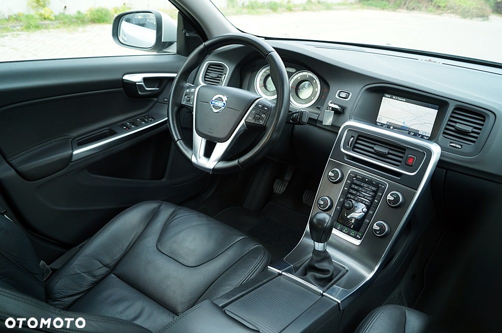 Volvo S60 D5 Summum - 20