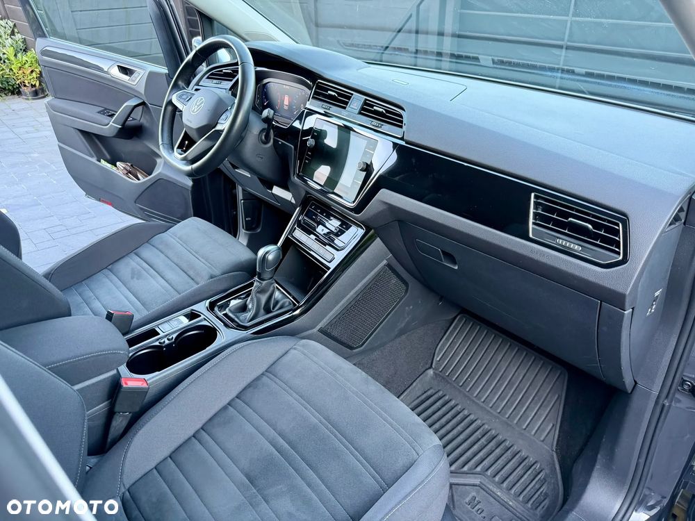 Volkswagen Touran 1.5 TSI EVO Highline DSG - 23