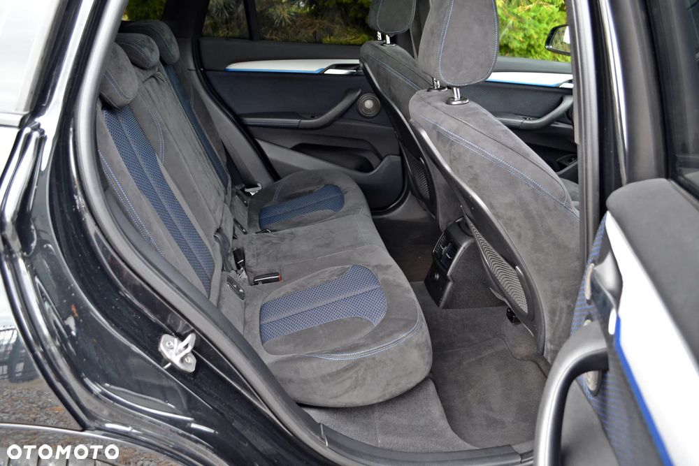 BMW X1 - 28