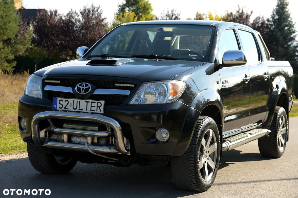 Toyota Hilux 2.5 D-4D SR5 Pakiet Plus - 12