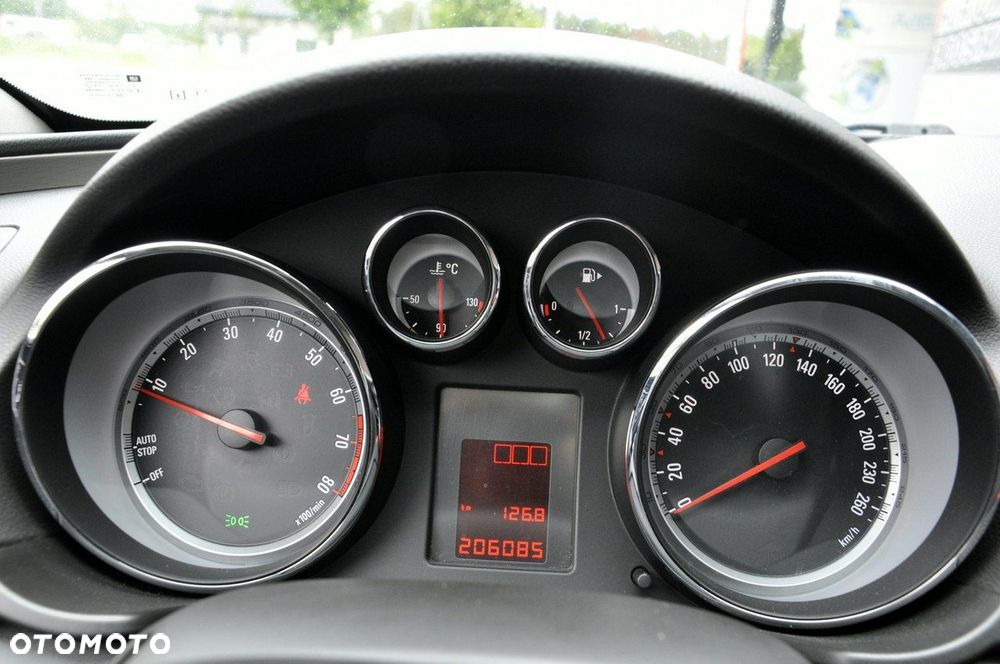 Opel Insignia 1.4 T Cosmo S&S - 10