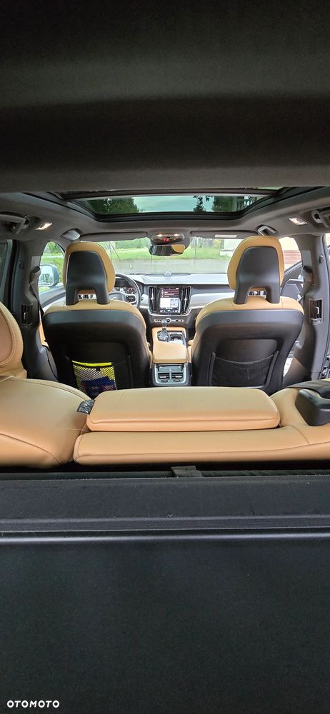 Volvo V90 Cross Country - 10