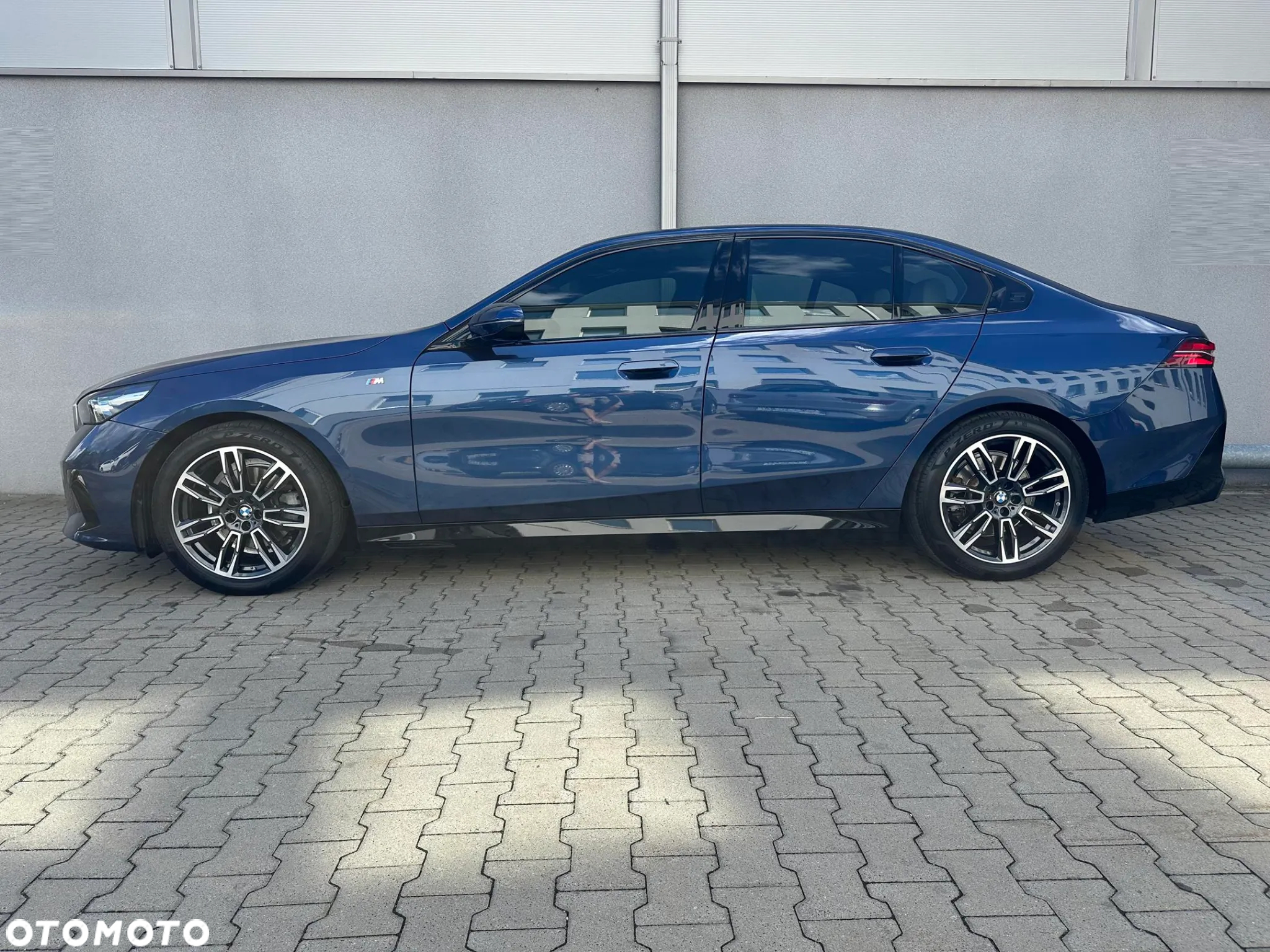 BMW Seria 5 520d xDrive mHEV - 6