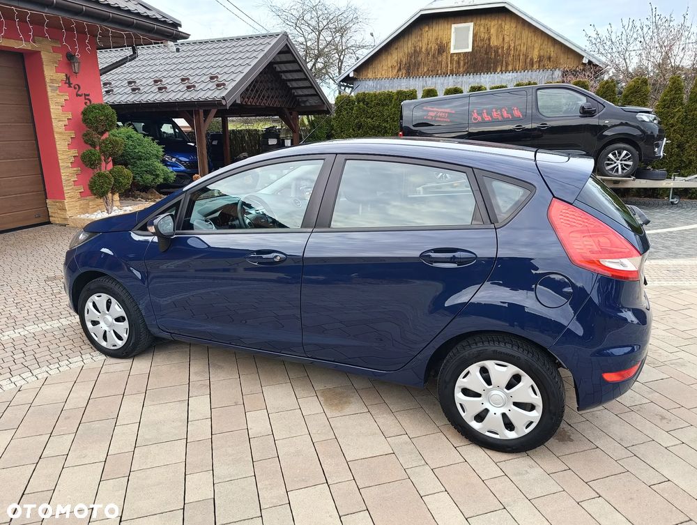 Ford Fiesta 1.25 Champions Edition - 11