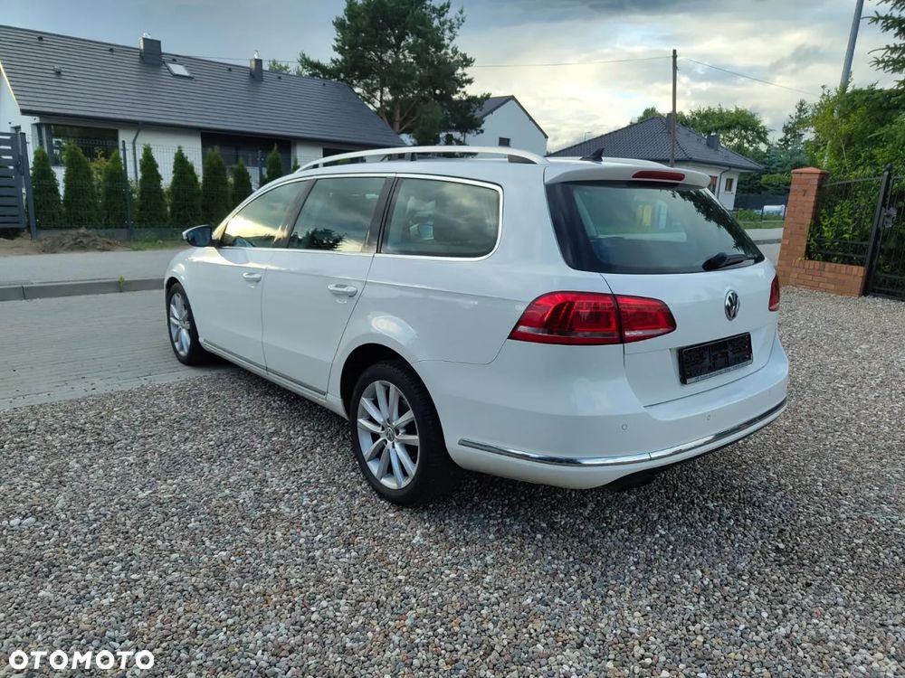 Volkswagen Passat - 15
