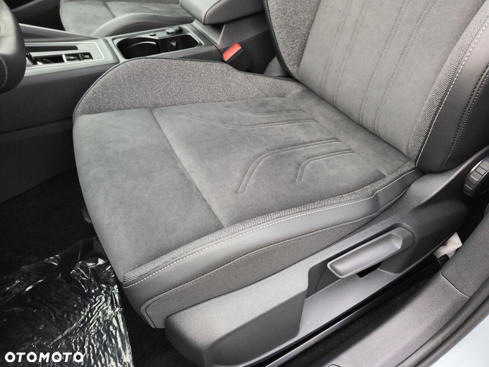 Volkswagen Golf - 17