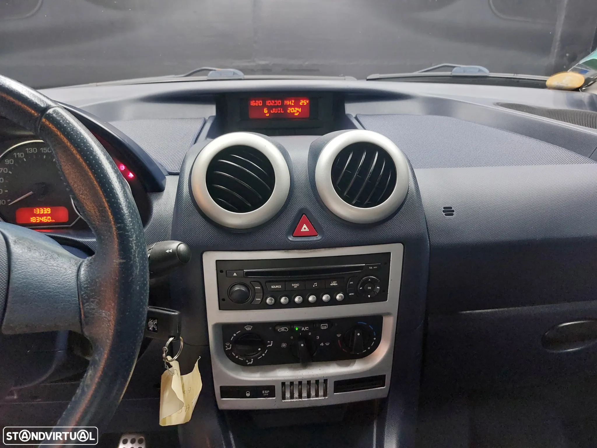 Peugeot 1007 HDi FAP 110 Premium - 13