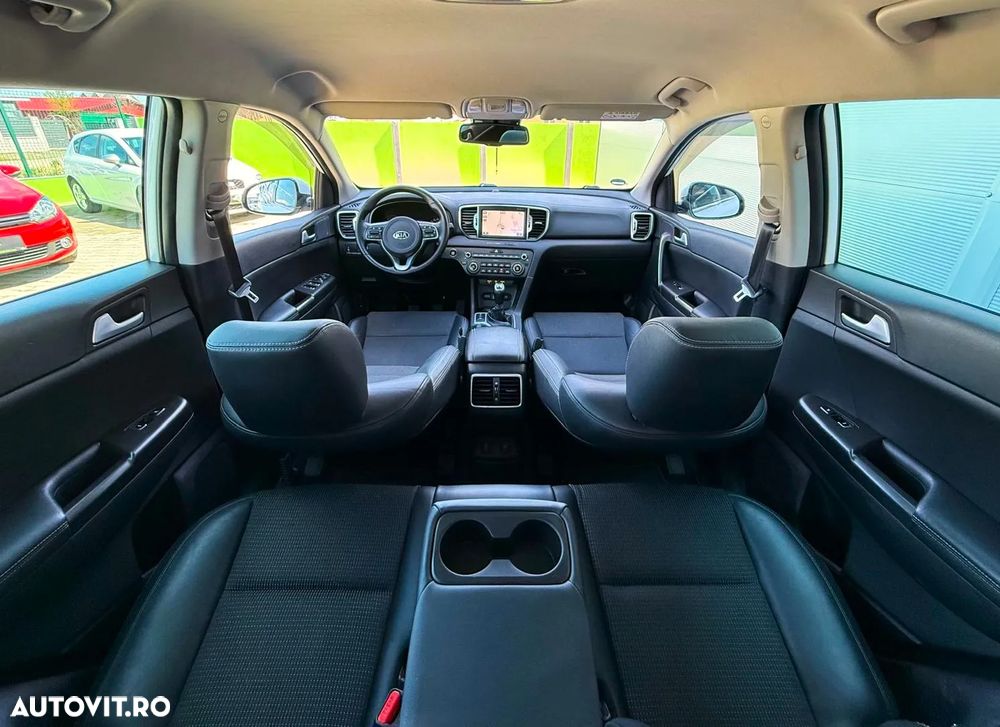 Kia Sportage 1.6 GDI 2WD ISG Spirit - 26