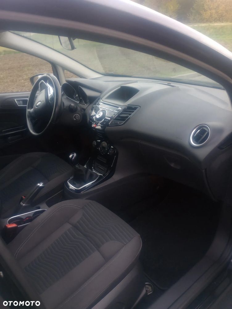 Ford Fiesta 1.0 EcoBoost Titanium - 18