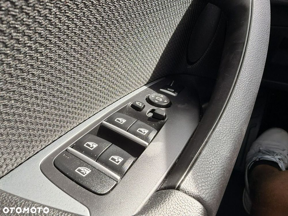 BMW X3 xDrive20d mHEV - 24