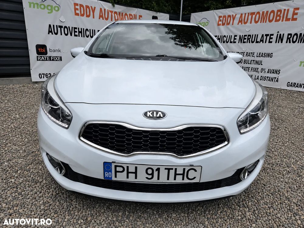 Kia Ceed 1.6 CRDi 128 Fifa World Cup Edition - 23