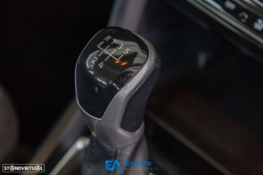 VW T-Cross 1.0 TSI - 46