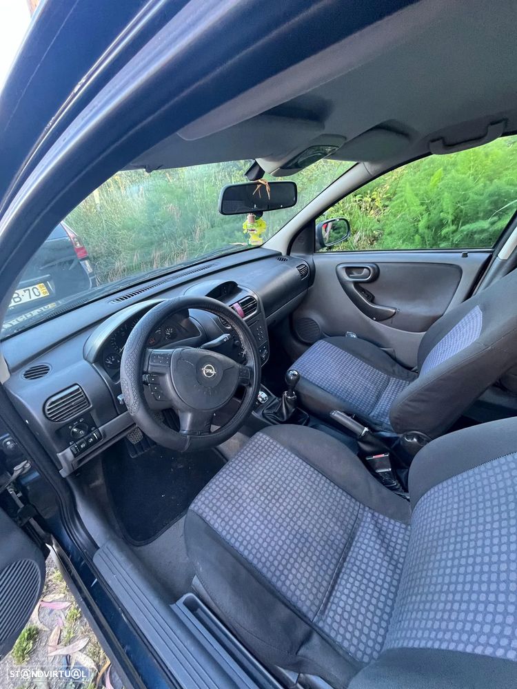 Opel Corsa 1.2 16V Confort - 3