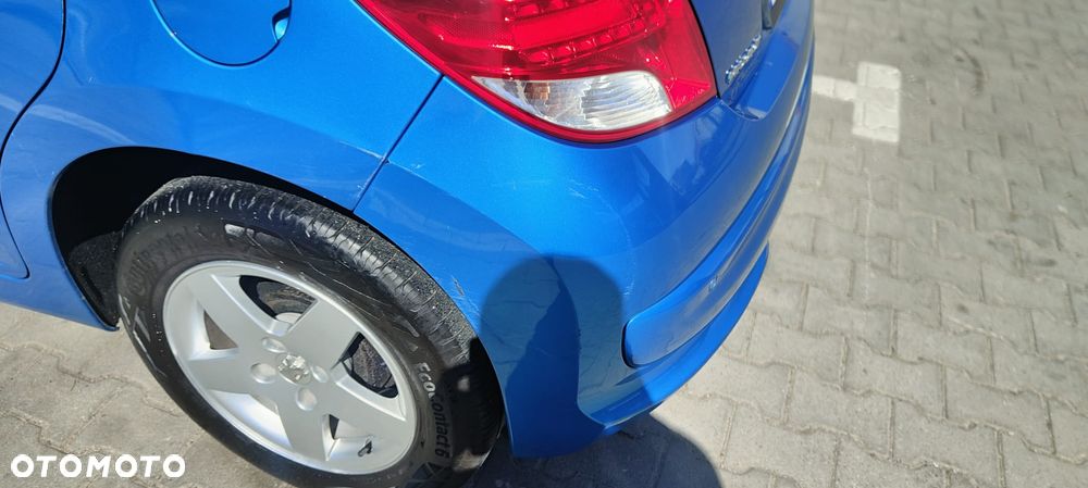 Peugeot 207 - 6