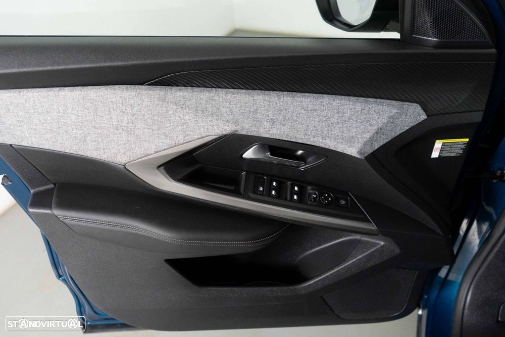 Peugeot 5008 1.2 Hybrid Allure e-DCS6 - 21