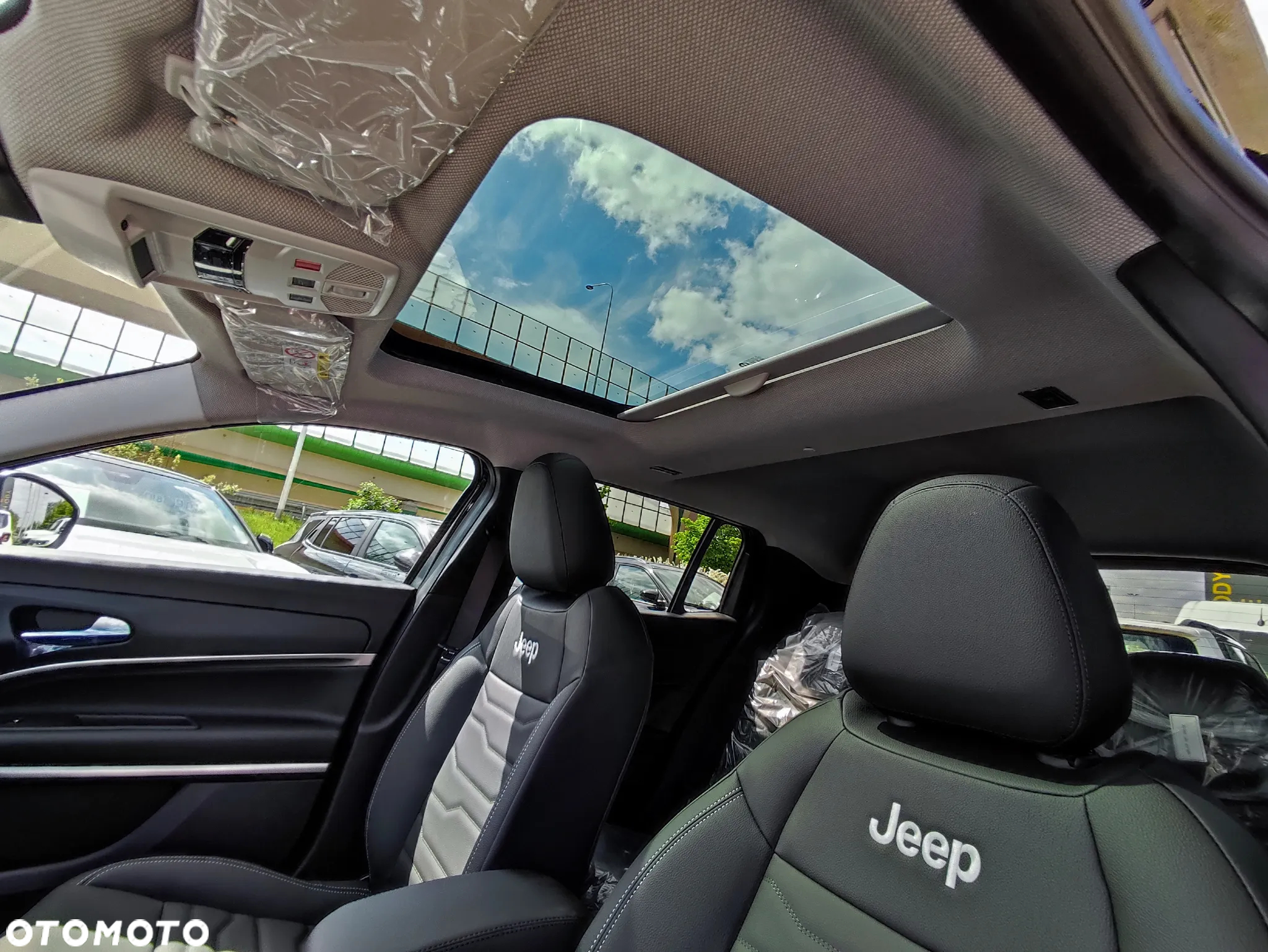 Jeep Avenger 1.2 T3 mHEV Summit FWD eDCT6 - 2